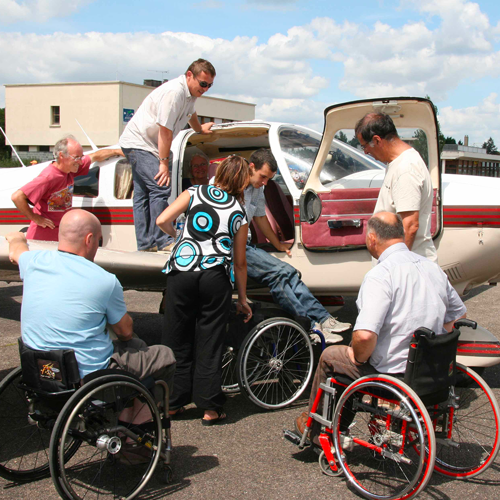 baptême de l'air avion handicapés solidarité rêve réalisation